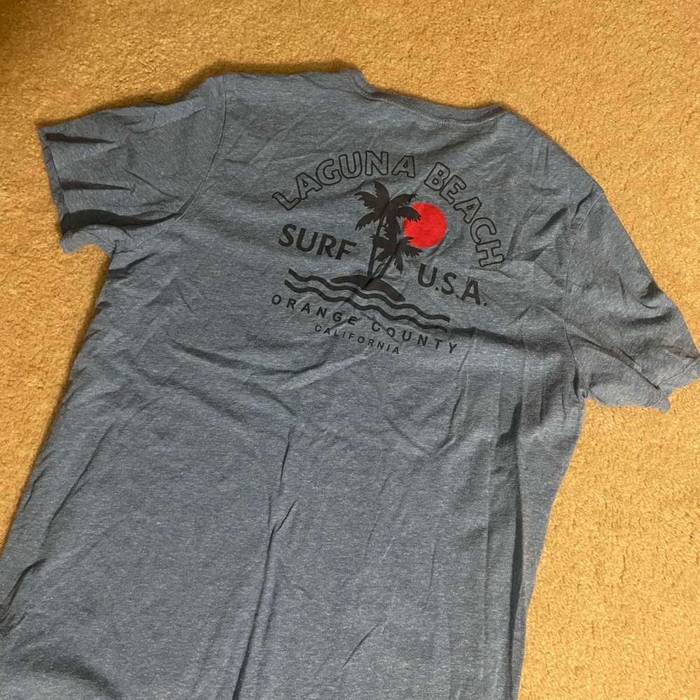 Size large old navy laguna beach surf t shirt
